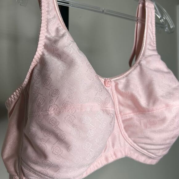 ABC bra-size 46DDD-wireless, contour, pink 5 hook clasp, lightly padded - Picture 2 of 6